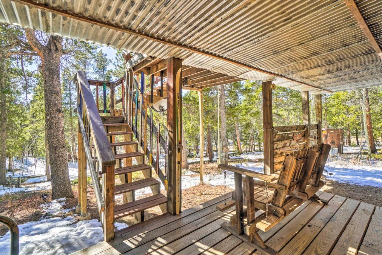 Secluded Black Hawk Log Cabin With Fire Pit! Екстер'єр фото