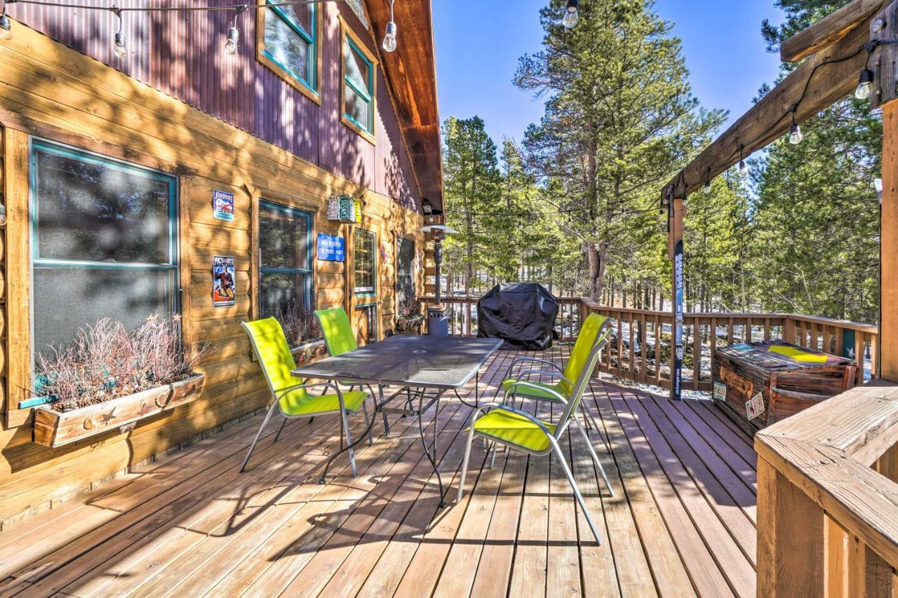Secluded Black Hawk Log Cabin With Fire Pit! Екстер'єр фото