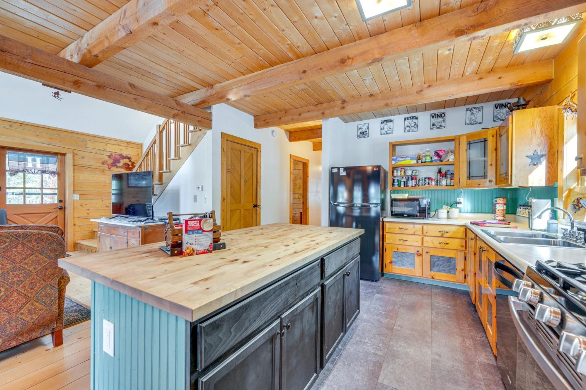 Secluded Black Hawk Log Cabin With Fire Pit! Екстер'єр фото