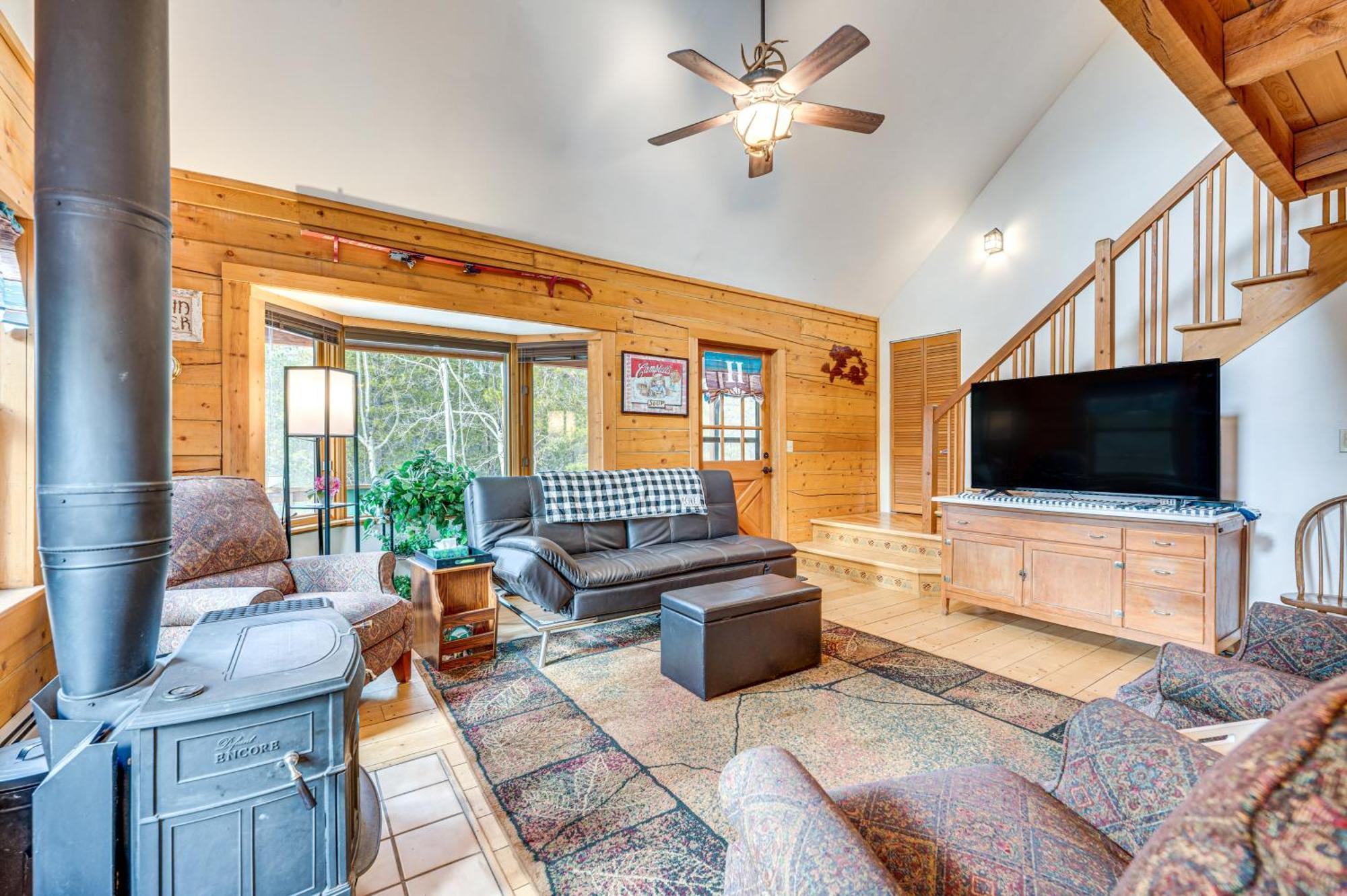 Secluded Black Hawk Log Cabin With Fire Pit! Екстер'єр фото